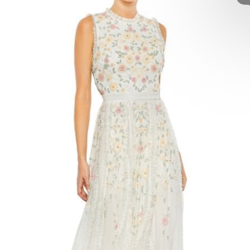 MAC DUGGAL Ruffle Floral A-Line Gown